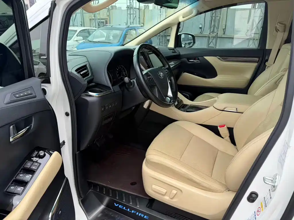 Toyota Vellfire 2020 — фото 4