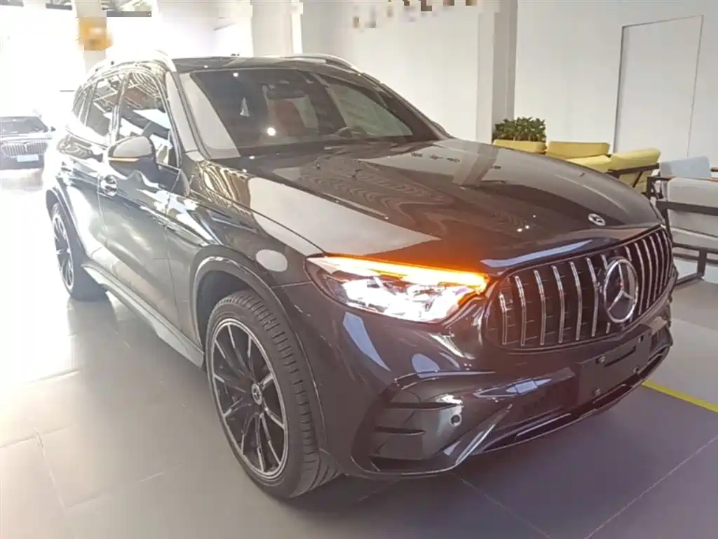 Mercedes-Benz GLC 2023 — фото 4