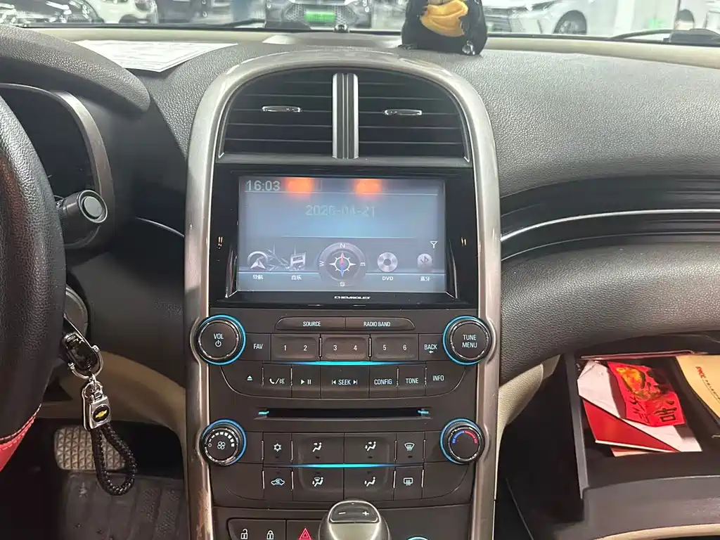 Chevrolet Malibu 2015 — фото 13