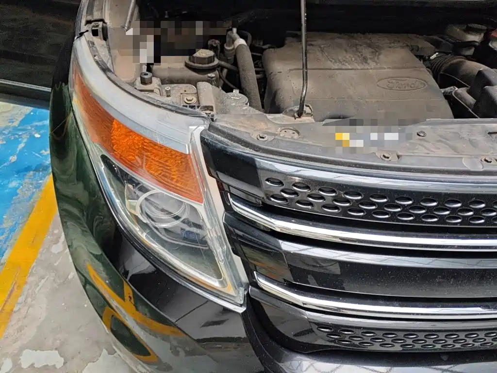 Ford Explorer 2015 — фото 20
