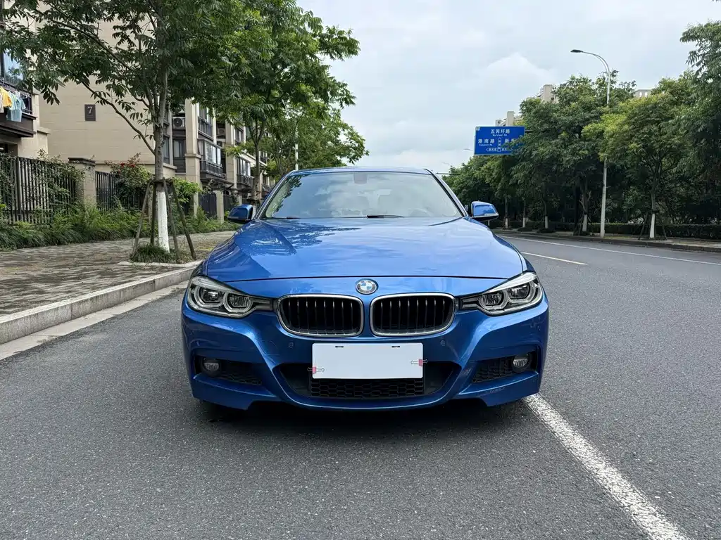 BMW 3 Series 2019 — фото 2