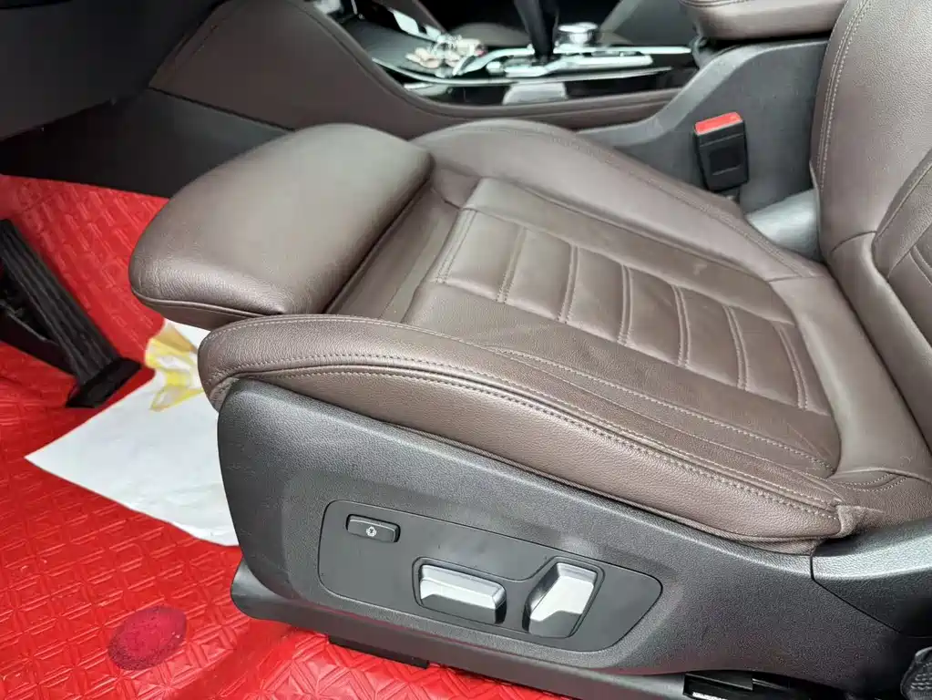 BMW X4 2019 — фото 19