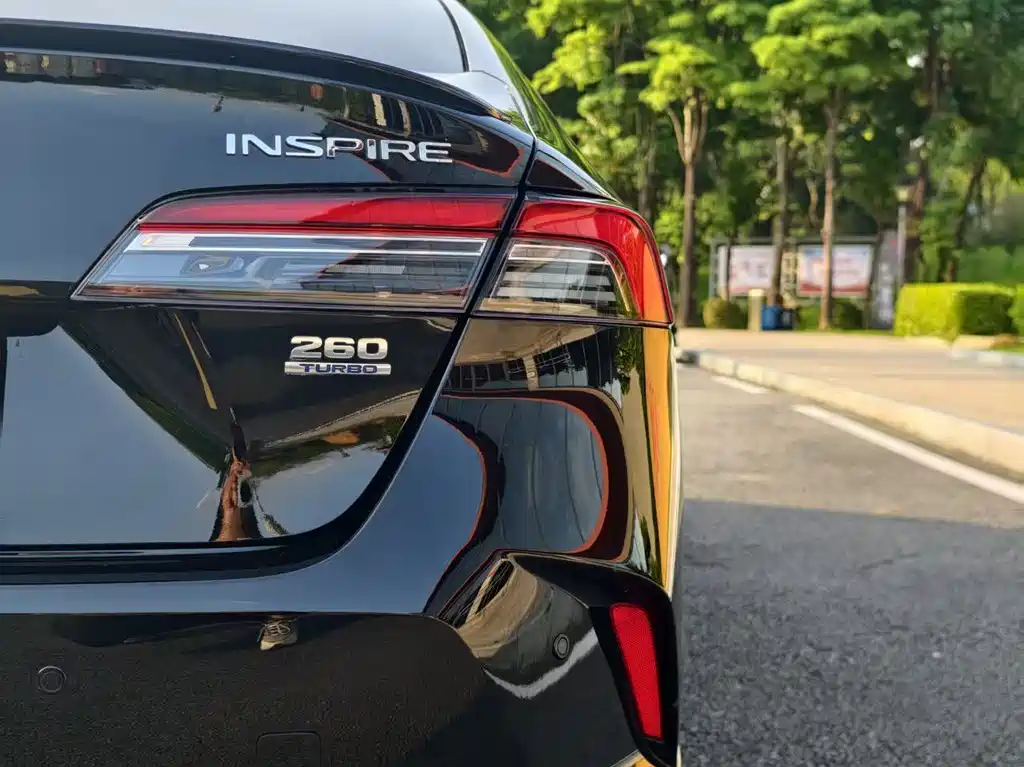 Honda Inspire 2025 — фото 9