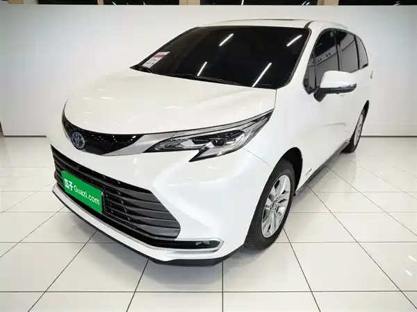 Toyota Sienna 2023
