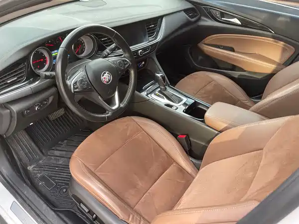 Buick Regal 2020