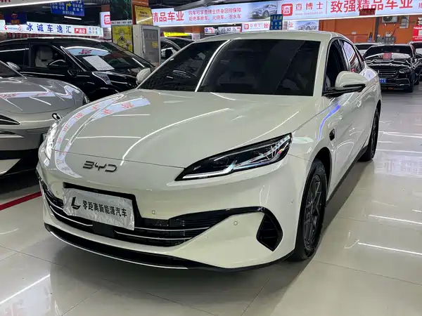 BYD Seal 06 2025