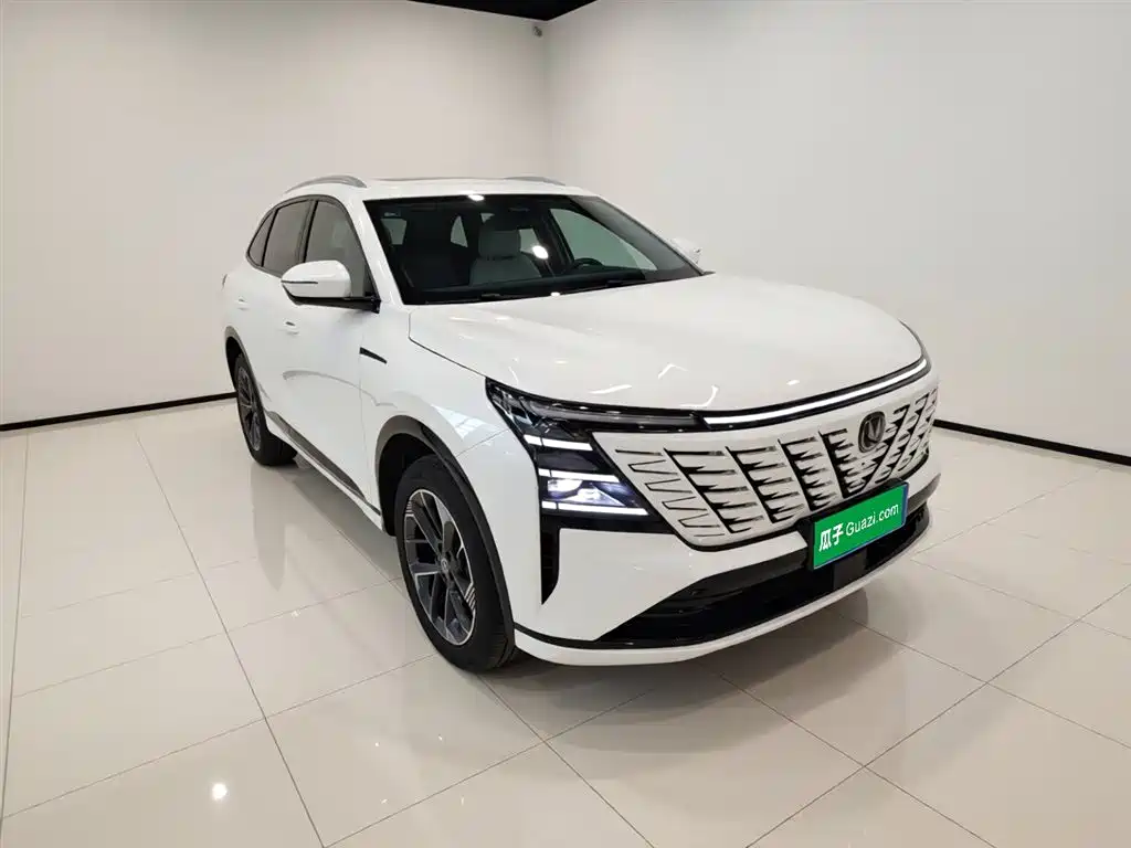 Changan CS75 PLUS 2026 — фото 4