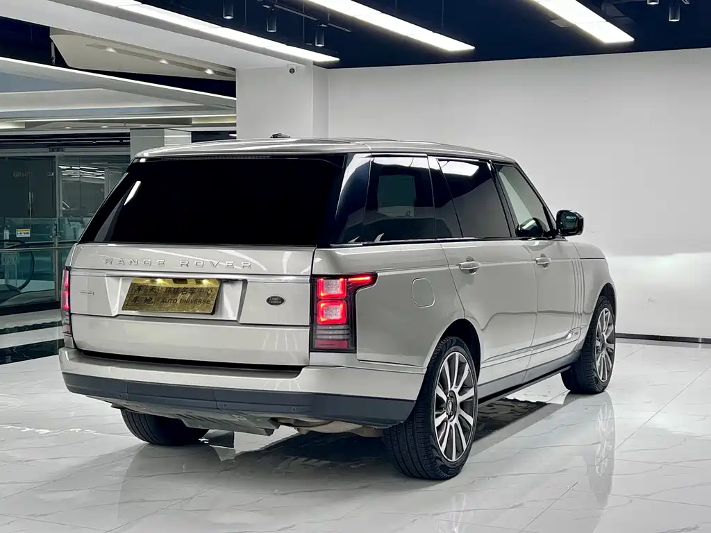Land Rover Range Rover 2016 — фото 7