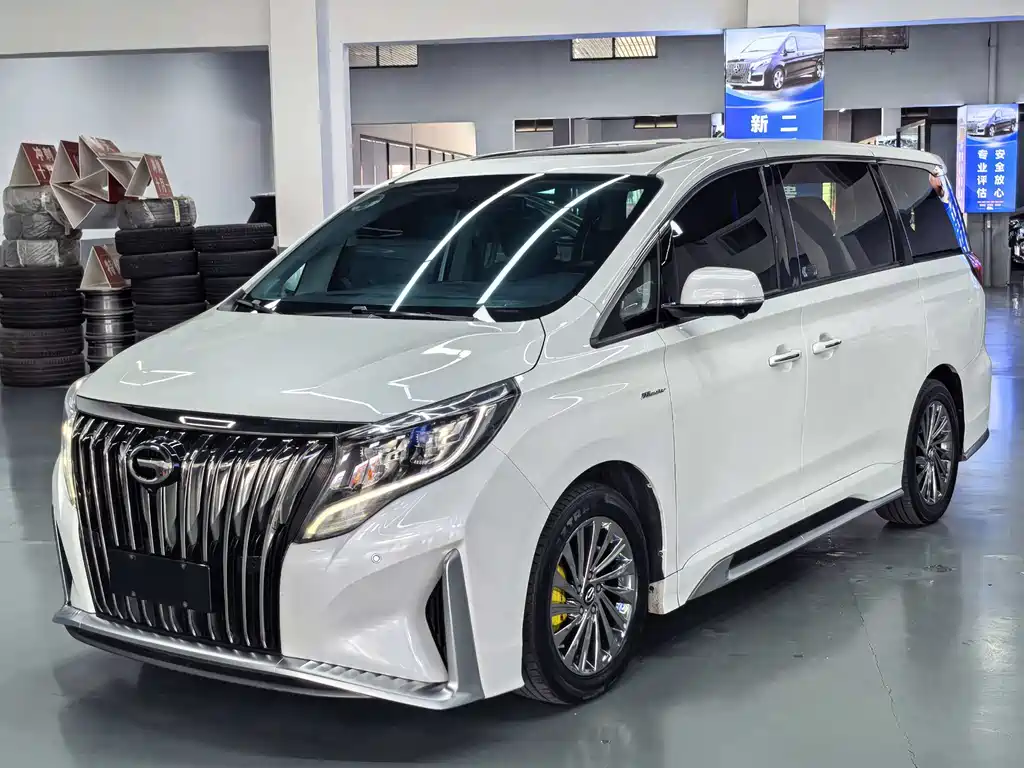 GAC Motor Trumpchi M8 2022 — фото 1