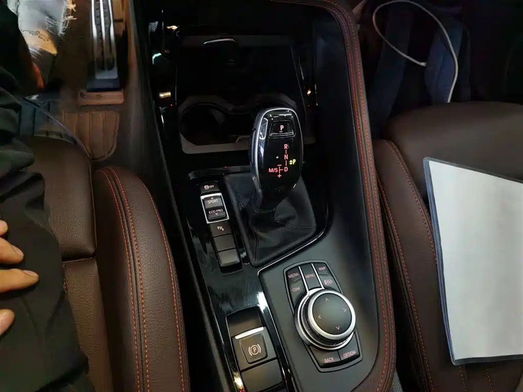 BMW X2 2022 — фото 14