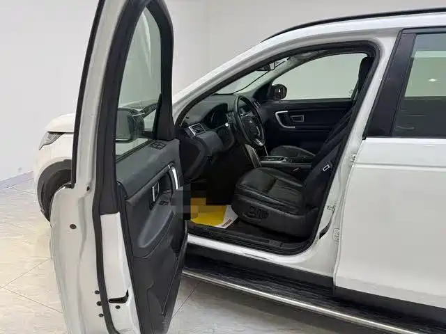 Land Rover Discovery Sport 2018 — фото 9