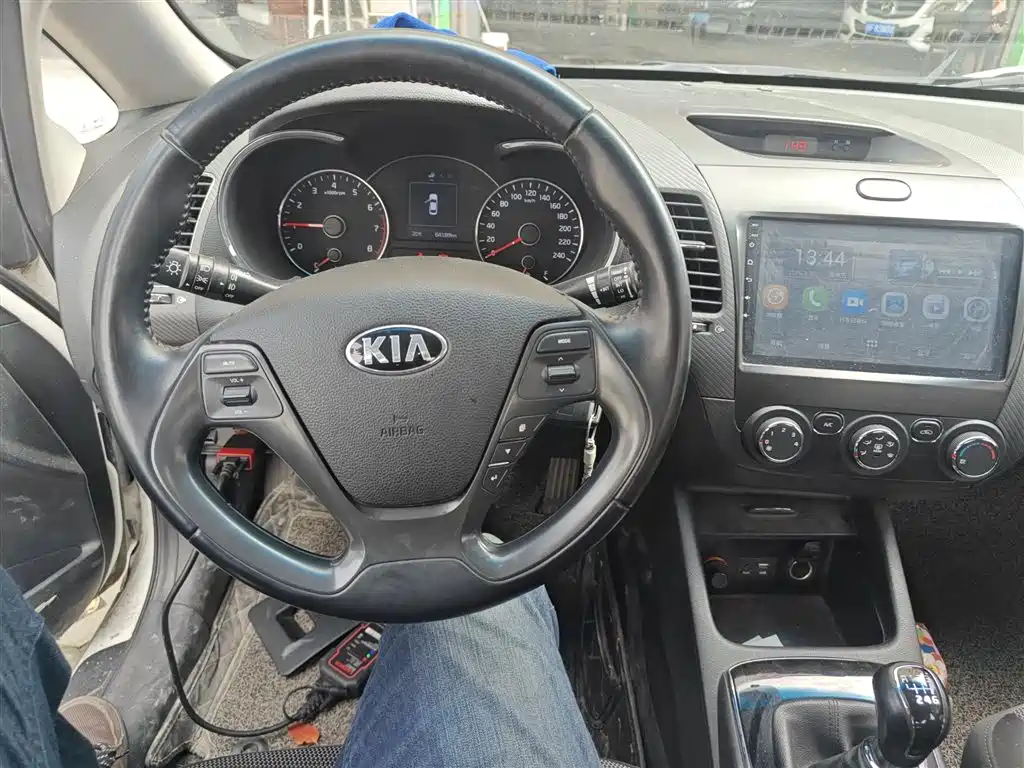 Kia K3 2016 — фото 11