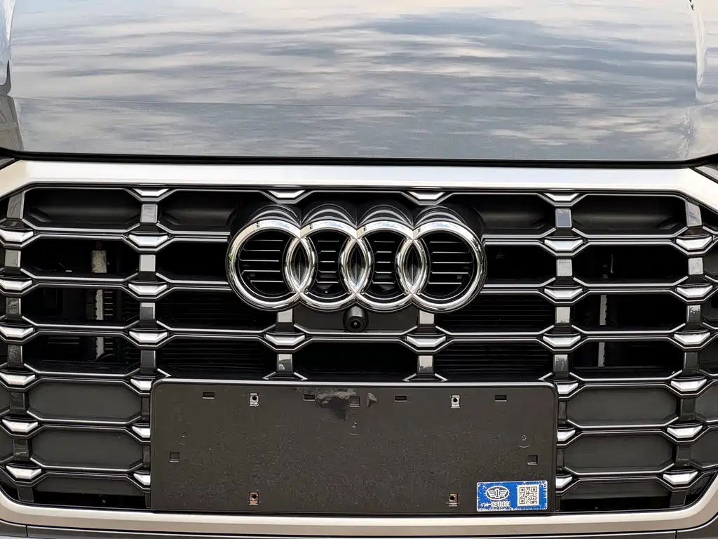 Audi Q3 2023 — фото 12