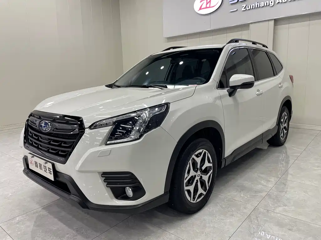 Subaru Forester 2022 — фото 4