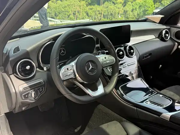Mercedes-Benz C-Class 2020