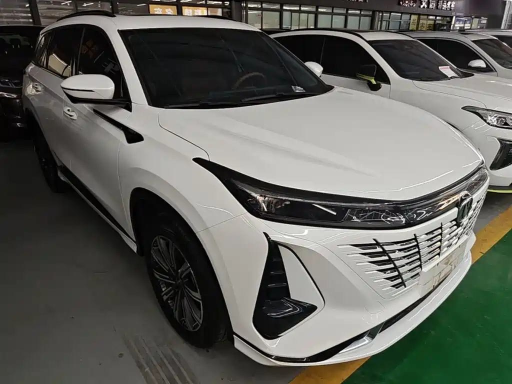 Changan CS75 PLUS 2023 — фото 4