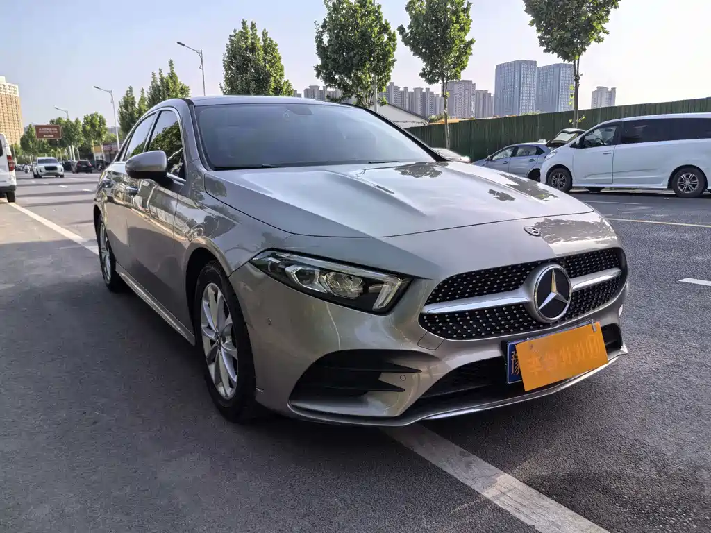 Mercedes-Benz A-Class 2019 — фото 7