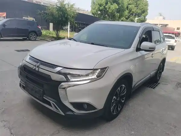 Mitsubishi Outlander 2019