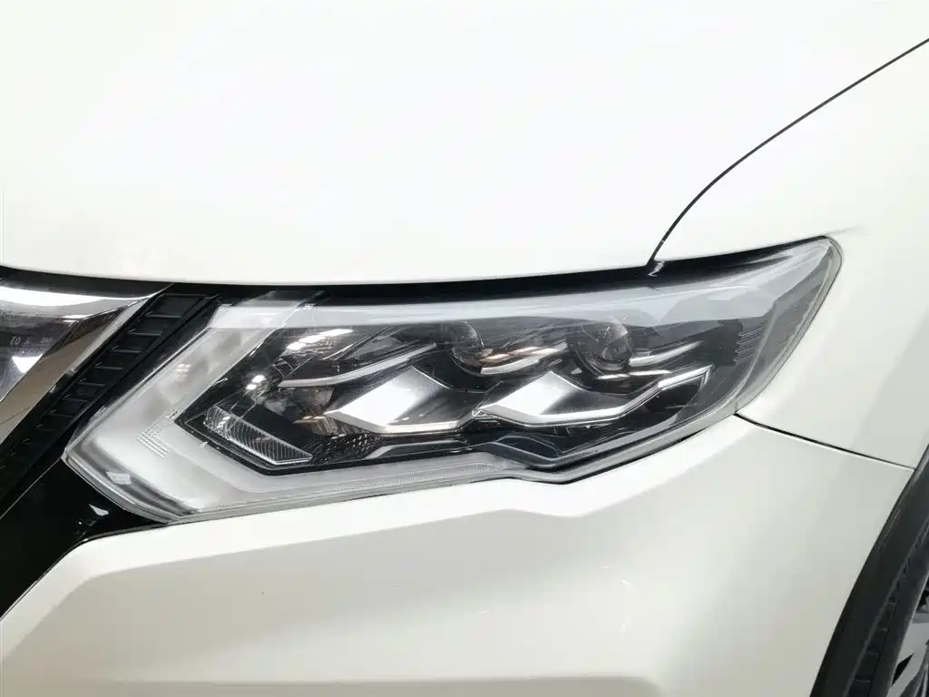Nissan X-Trail 2017 — фото 7