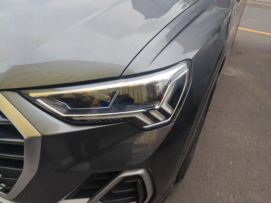 Audi Q3 2022 — фото 5