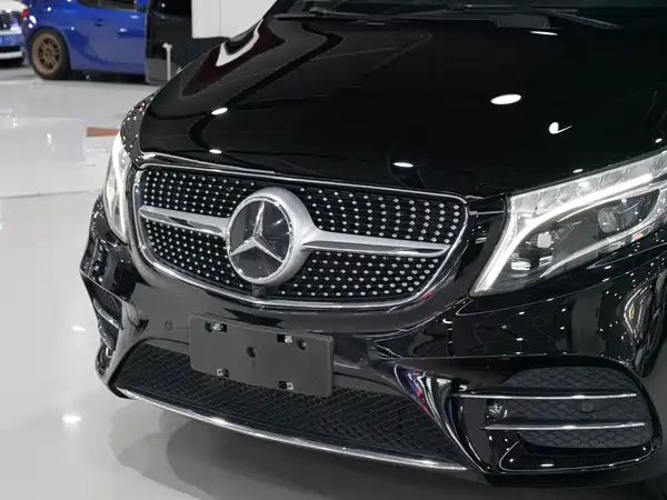 Mercedes-Benz V-Class 2021