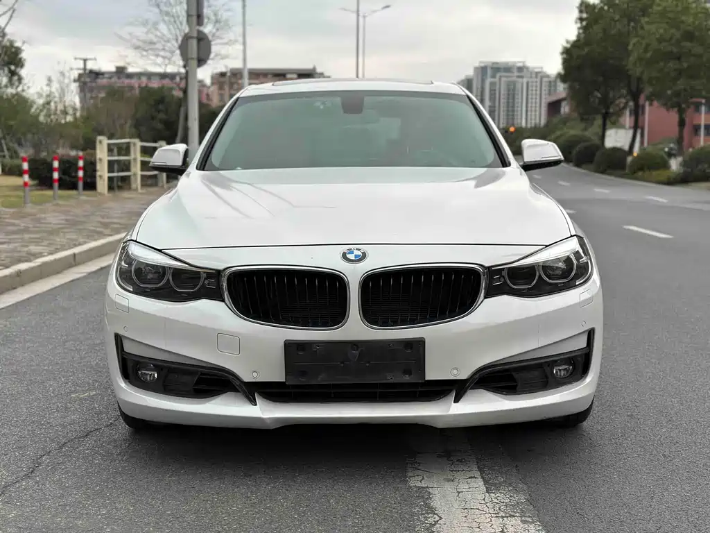 BMW 3 Series GT 2017 — фото 2