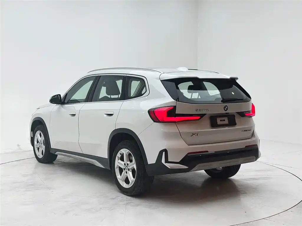 BMW X1 2024 — фото 4