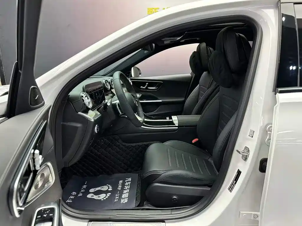 Mercedes-Benz C-Class 2023 — фото 5