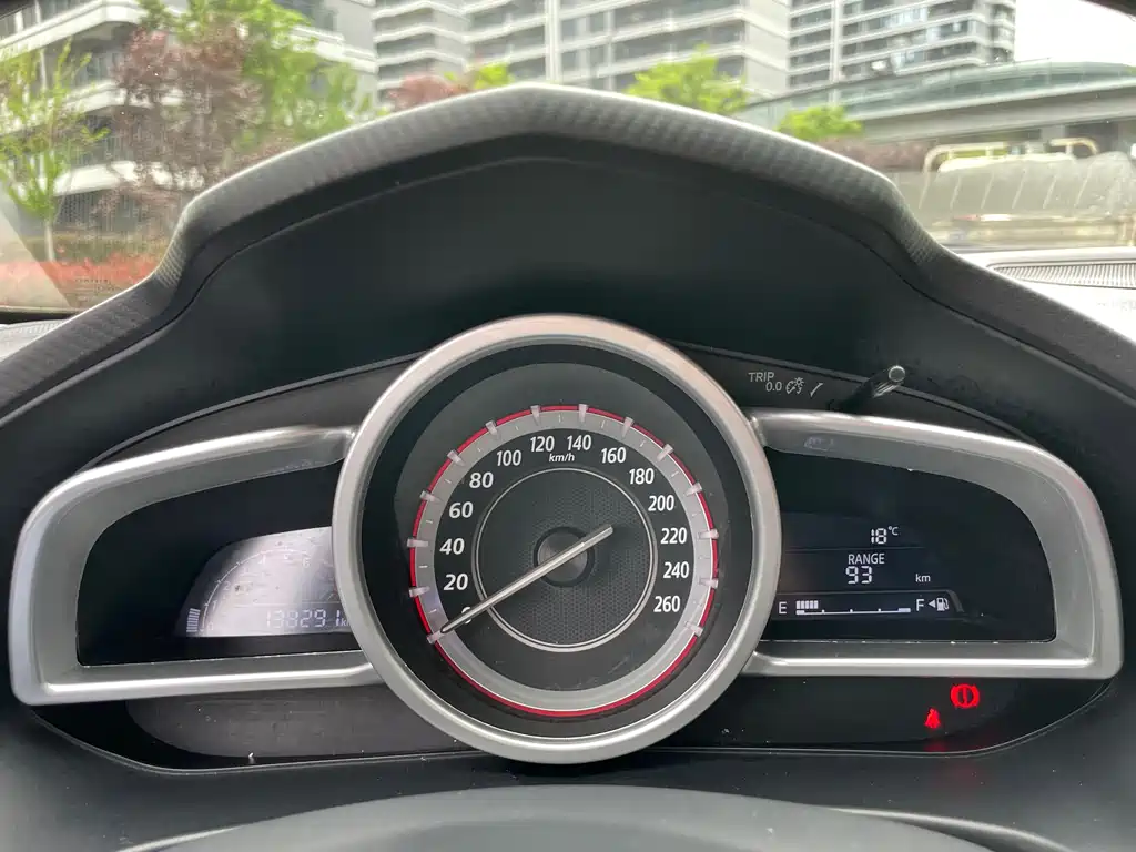 Mazda 3 Axela 2015 — фото 14