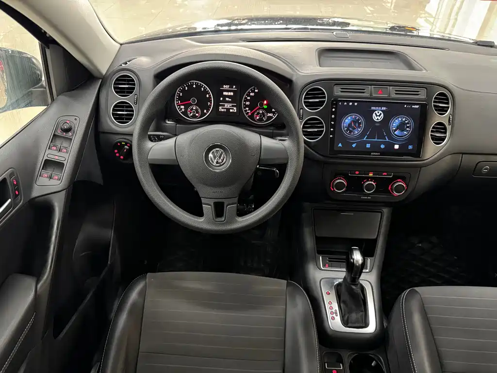 Volkswagen Tiguan 2016 — фото 13