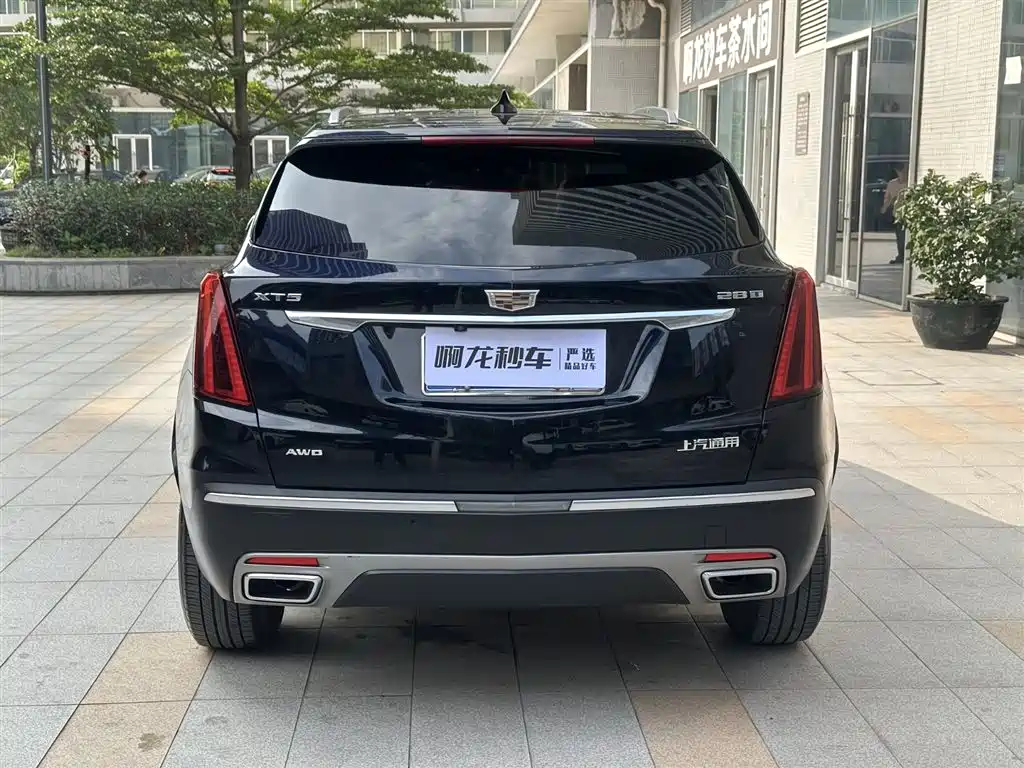 Cadillac XT5 2022 — фото 12