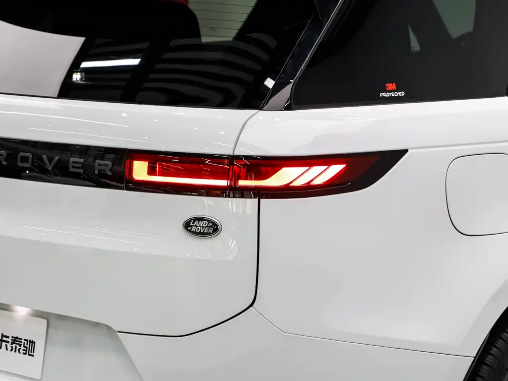 Land Rover Sport 2026 — фото 9