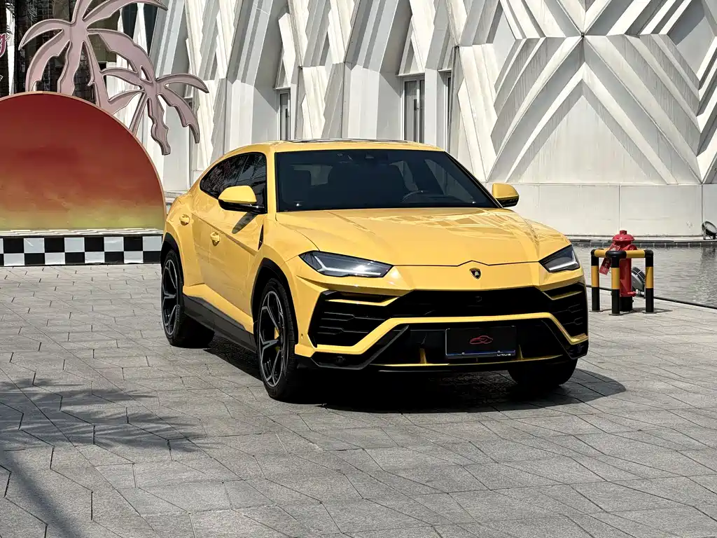 Lamborghini Urus 2022 — фото 3