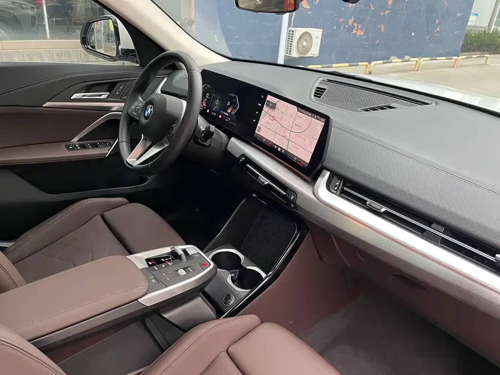 BMW X2 2024 — фото 14