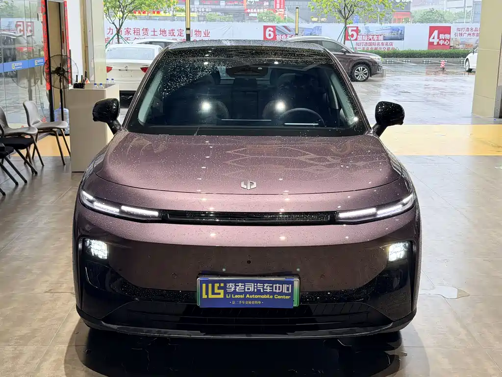 Leapmotor B10 2025