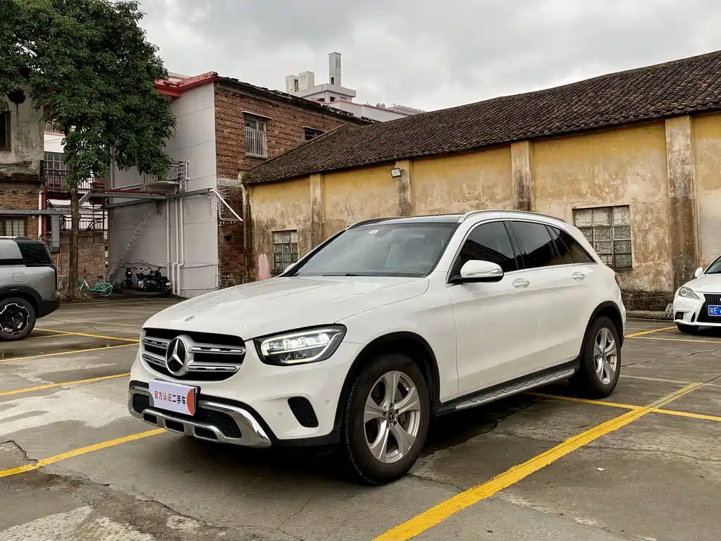 Mercedes-Benz GLC 2020 — фото 1