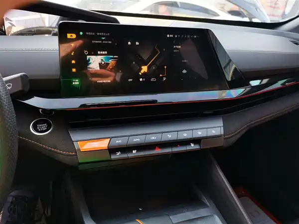 Changan UNI-V 2024