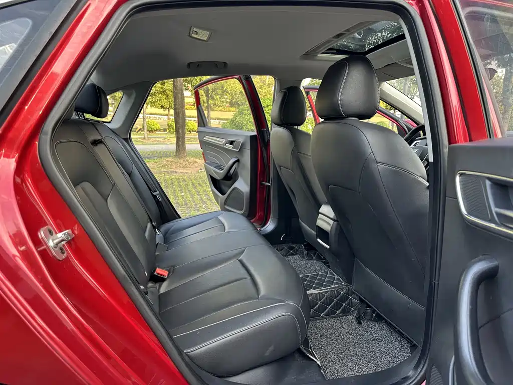 Roewe i6 Classic 2018 — фото 6