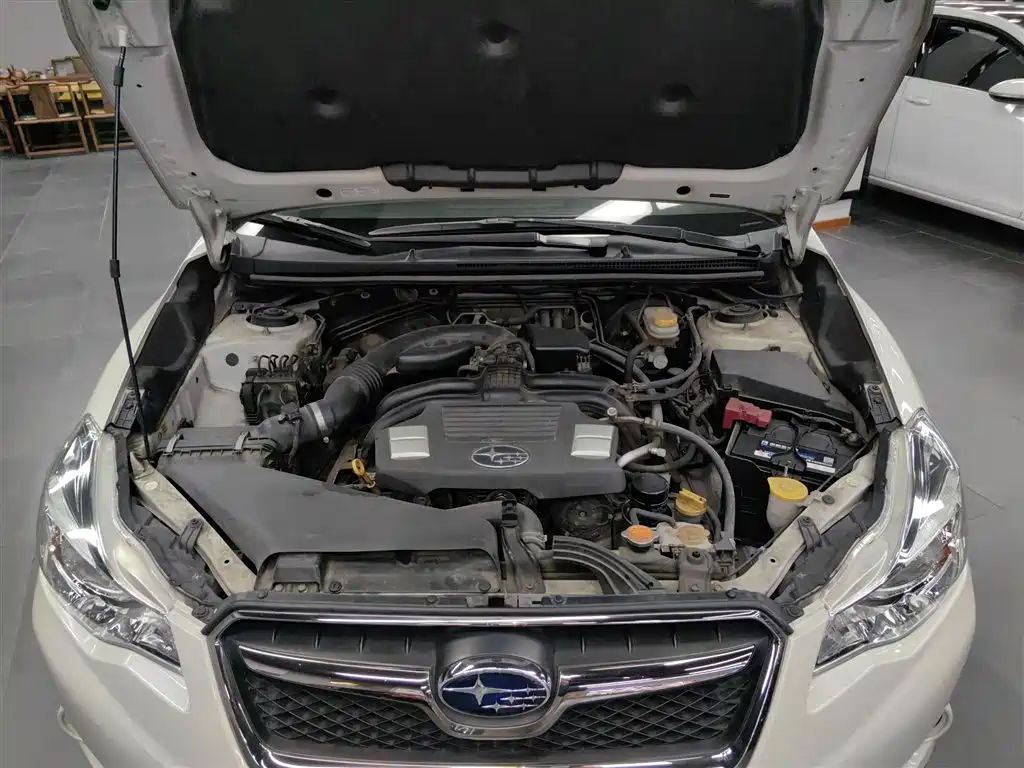 Subaru XV 2015 — фото 16