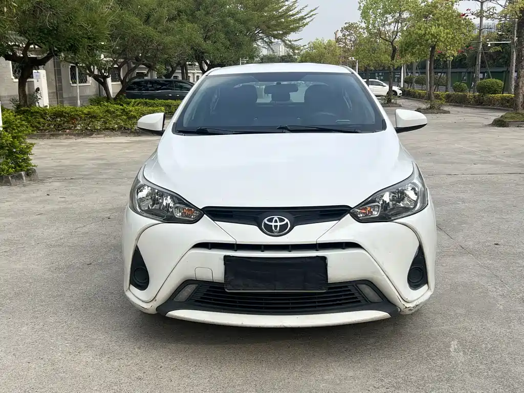 Toyota Yaris L 2020