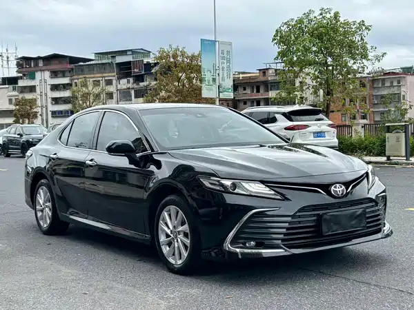 Toyota Camry 2021