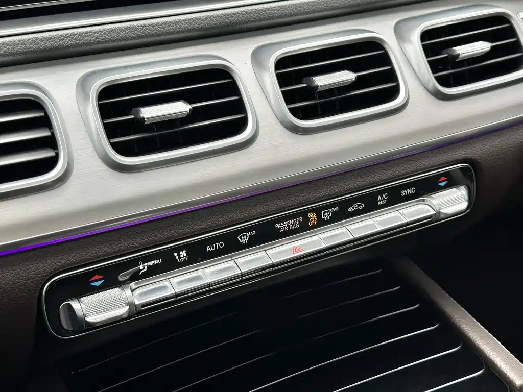 Mercedes-Benz GLE 2021 — фото 19