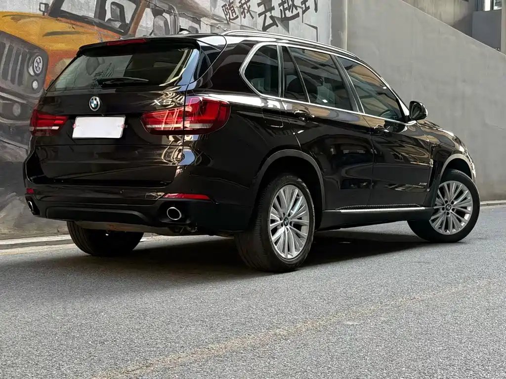 BMW X5 2015 — фото 2