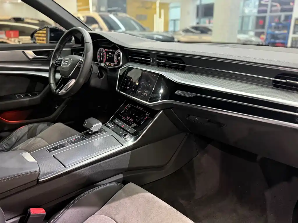 Audi A6L 2019 — фото 11