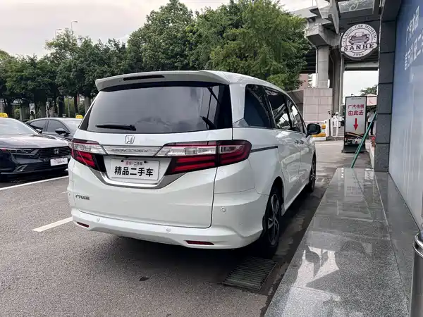 Honda Odyssey 2016