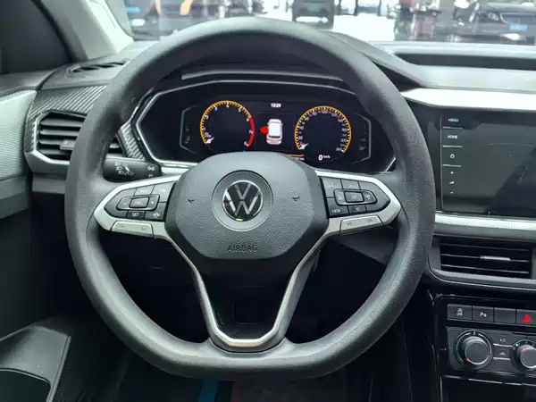 Volkswagen Tacqua 2023