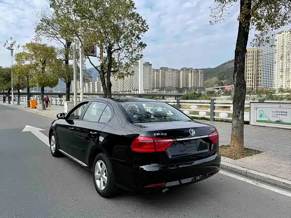 Volkswagen Lavida 2013