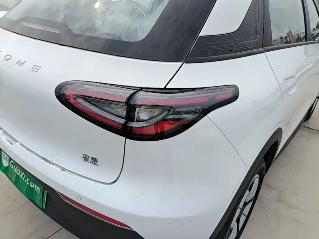 Geely Galaxy Starwish 2026 — фото 8