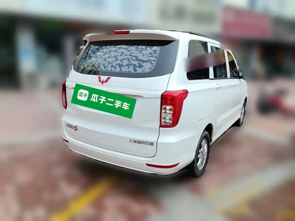 Wuling Hongguang 2019 — фото 4