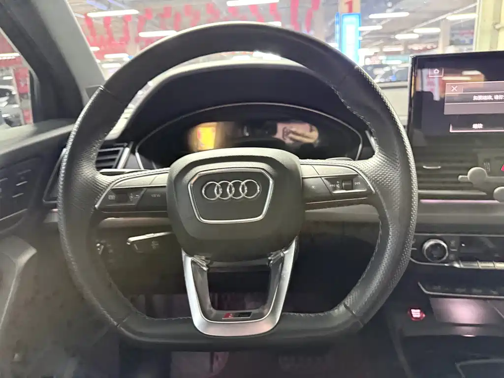 Audi Q5L Sportback 2022 — фото 14